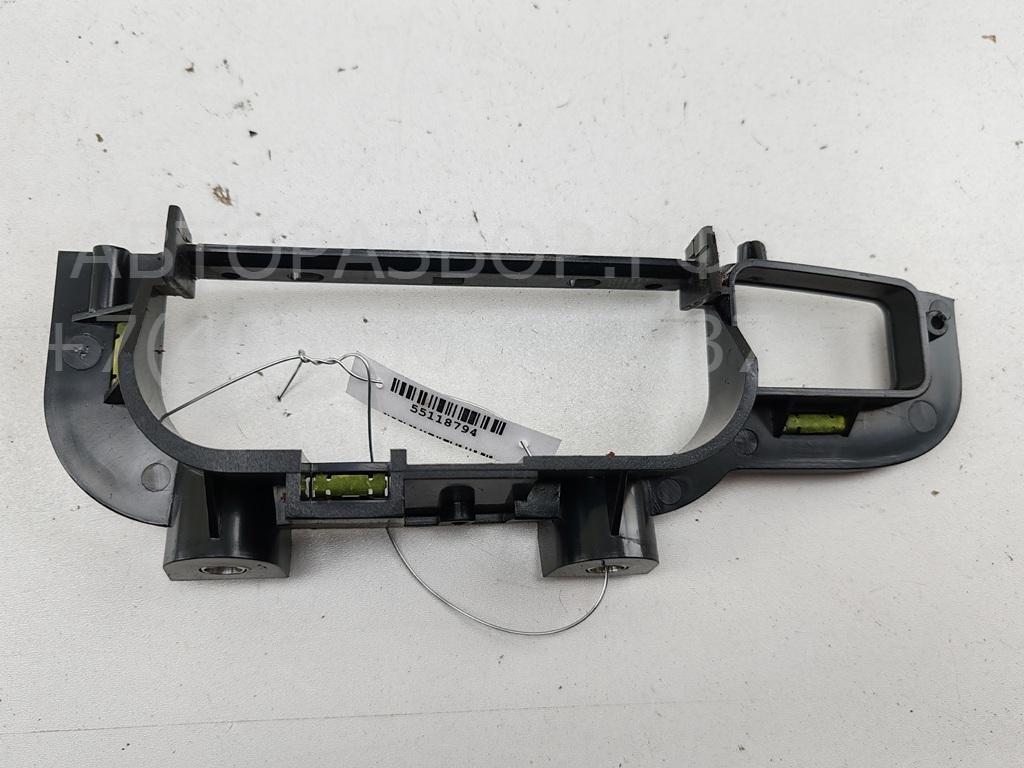 Ручка двери задней внутренняя левая