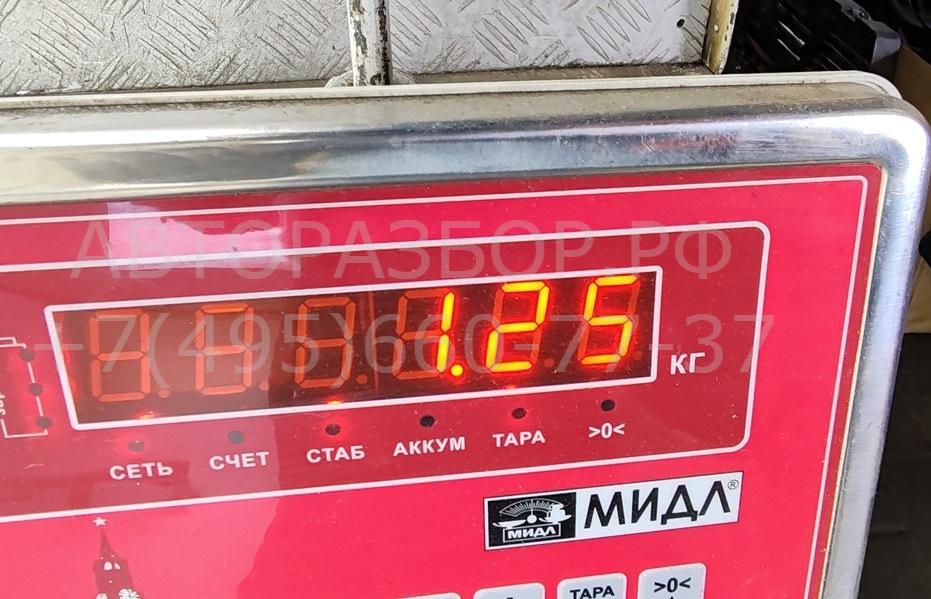 Стекло двери передней левой (форточка)