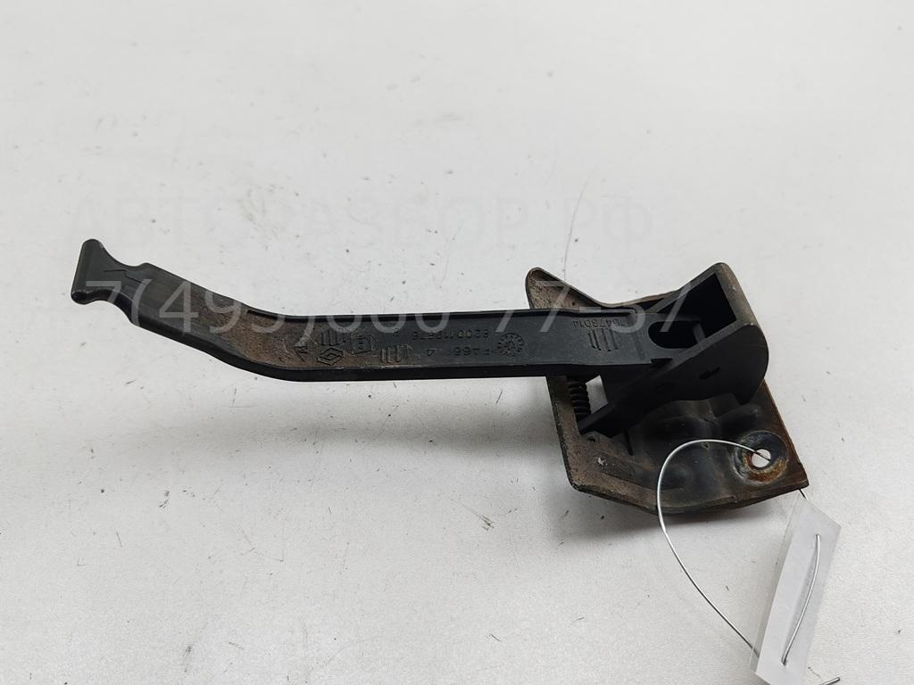 Ручка открывания капота