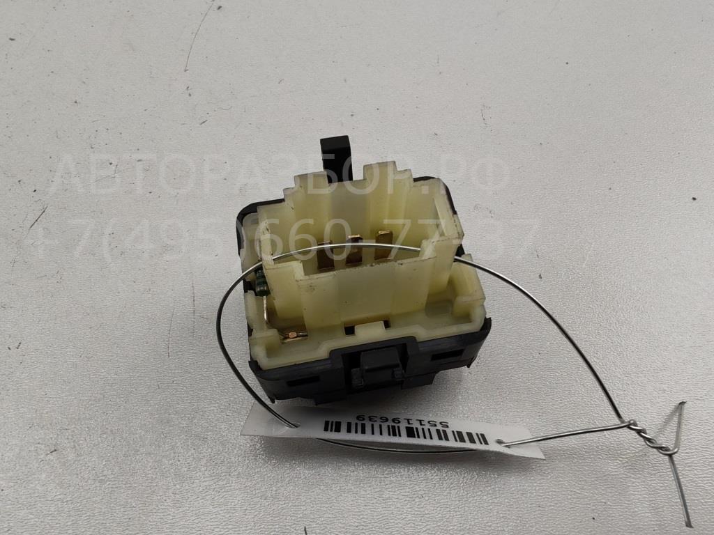 Кнопка стеклоподъемника