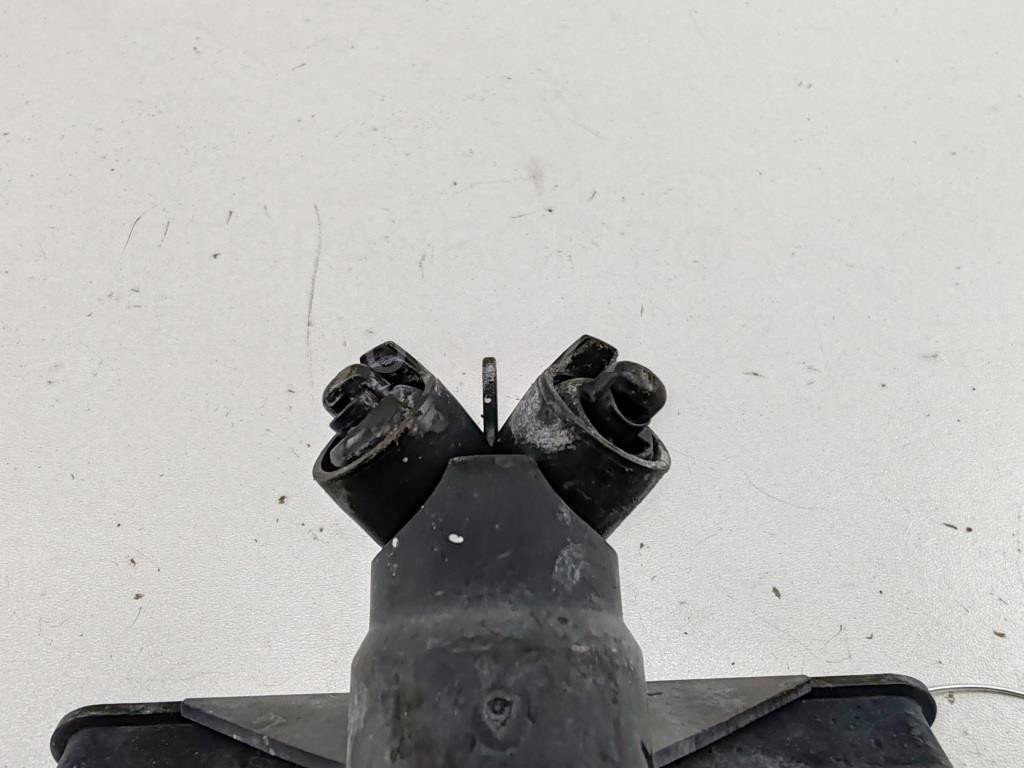 Форсунка омывателя фары