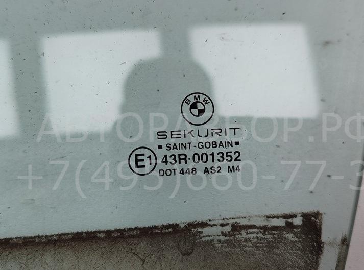 Стекло двери передней левой