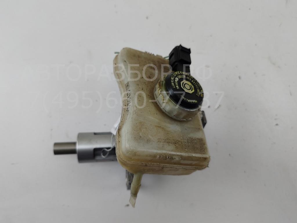 Цилиндр тормозной главный