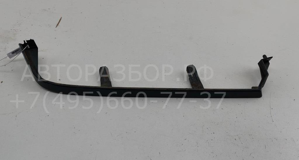 Планка под фару правая