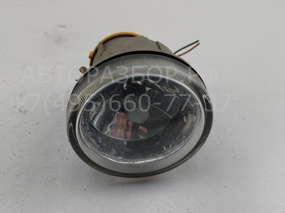 Фара противотуманная левая