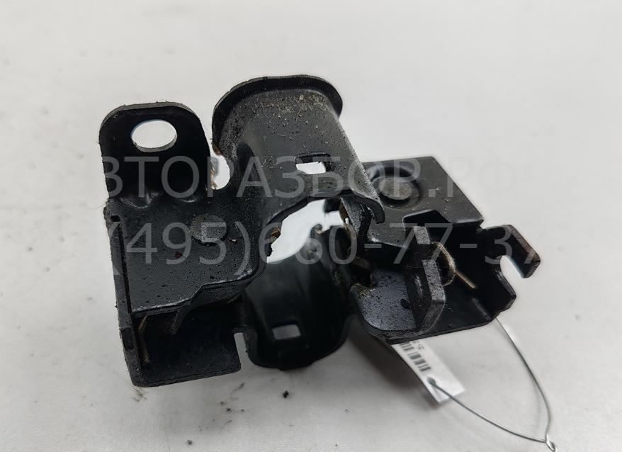 Замок капота