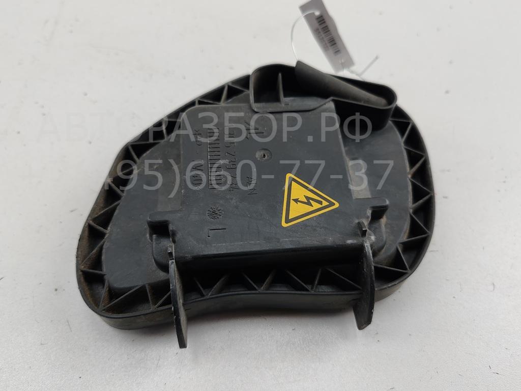 Крышка фары левой