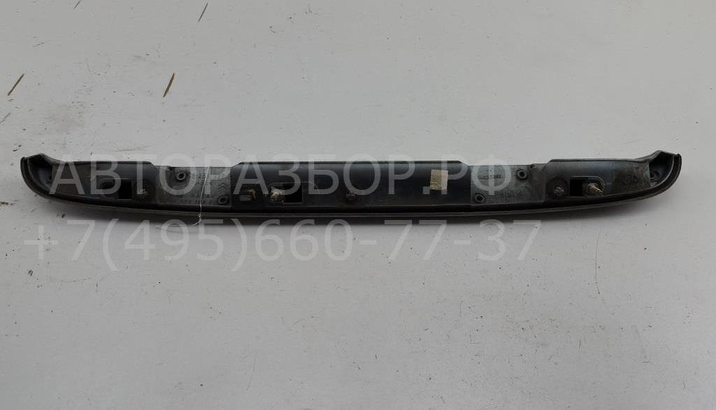 Накладка крышки багажника