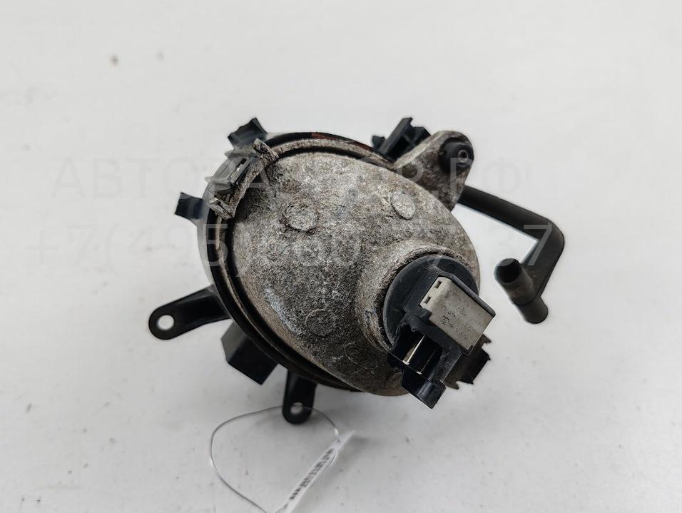 Фара противотуманная правая