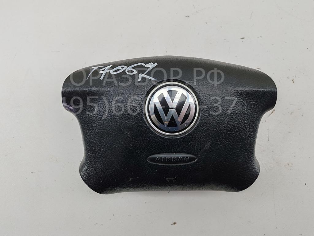 Подушка безопасности в рулевое колесо