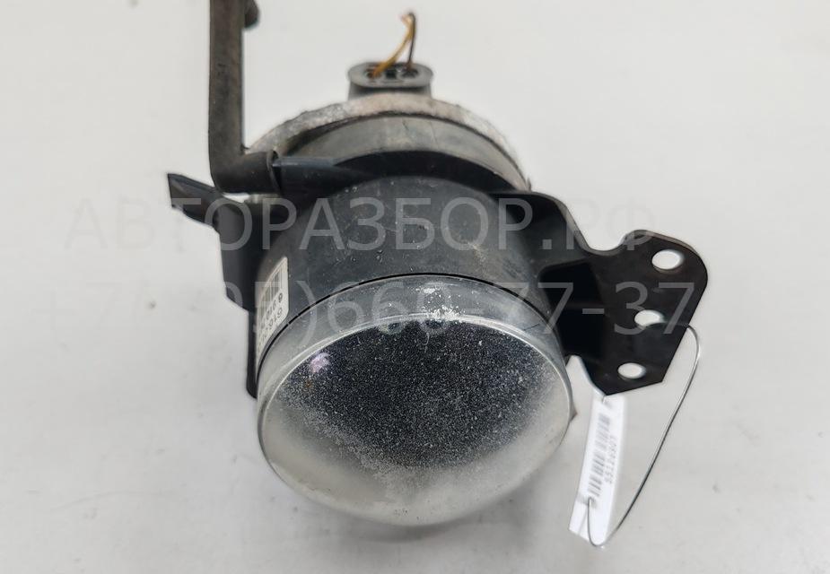 Фара противотуманная левая