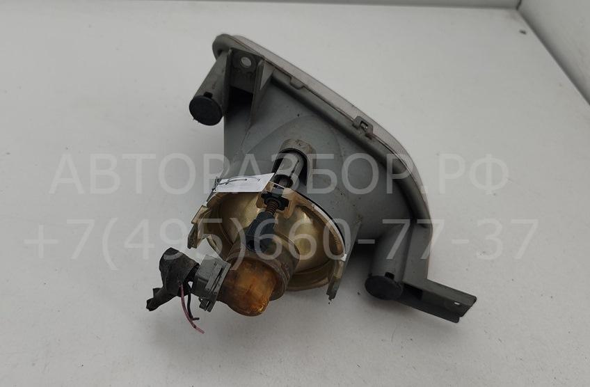 Фара противотуманная левая
