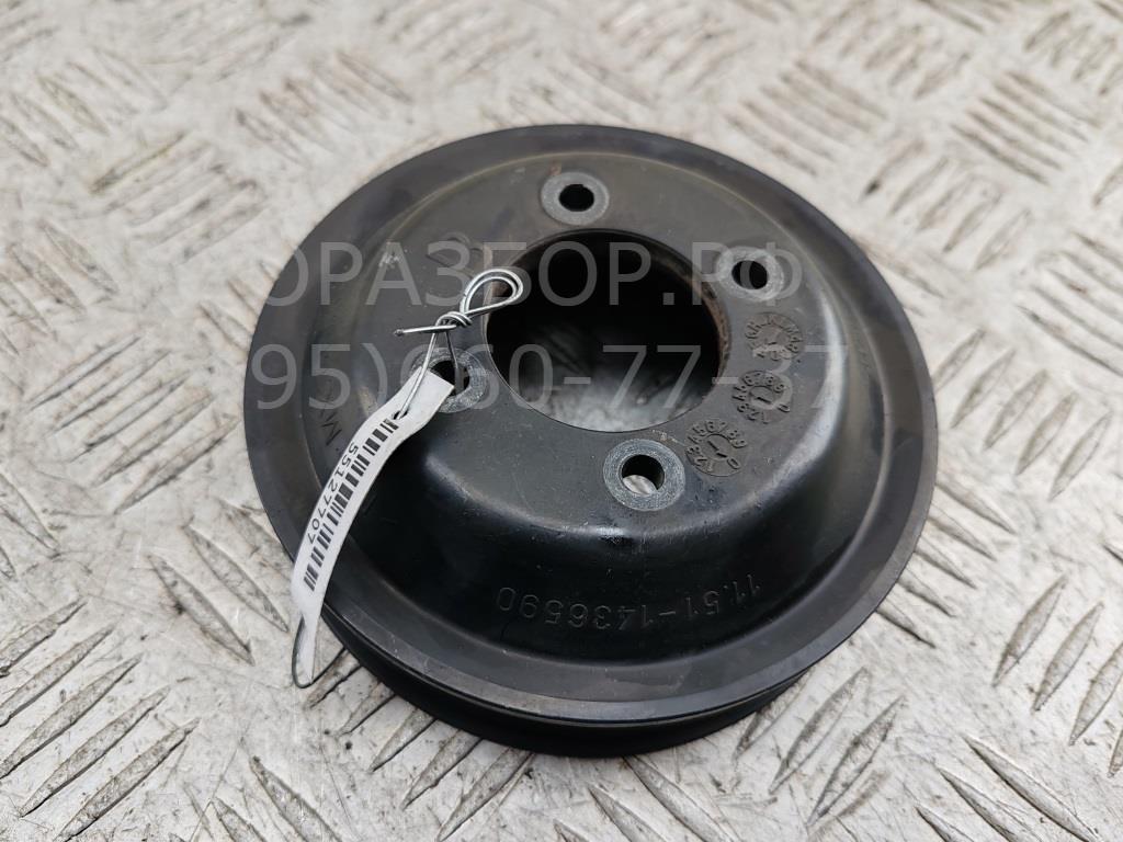 Шкив водяного насоса (помпы)