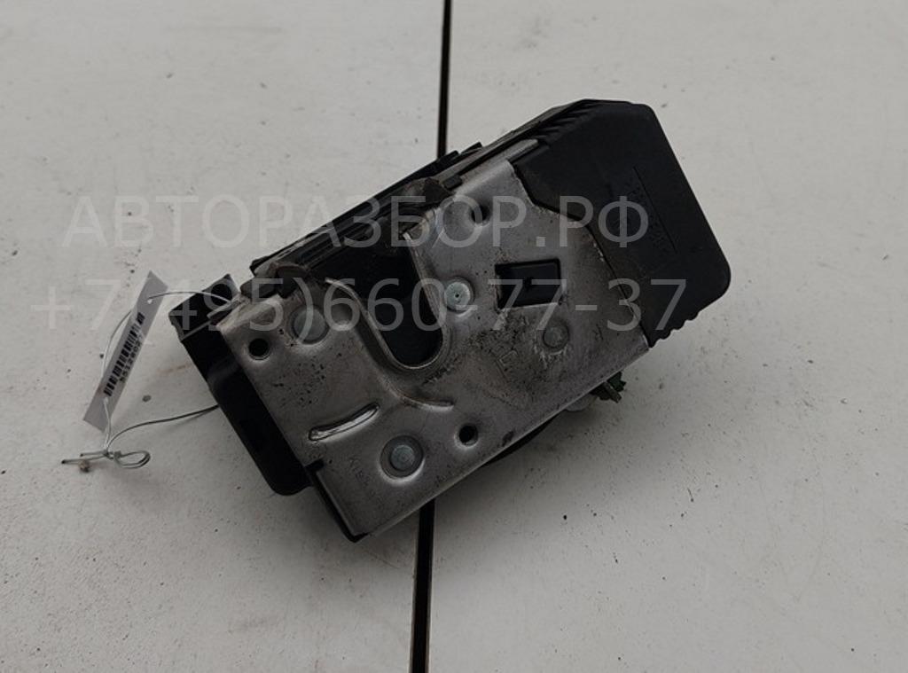 Замок двери передней правой