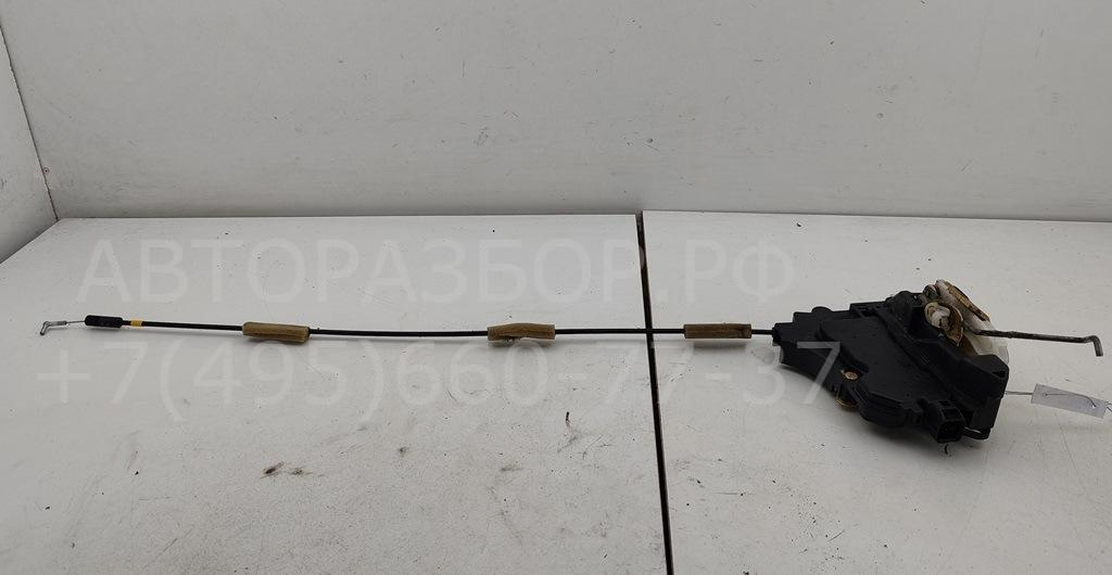 Замок двери передней левой