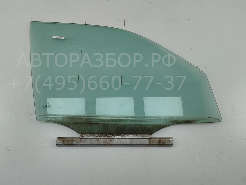 Стекло двери передней правой