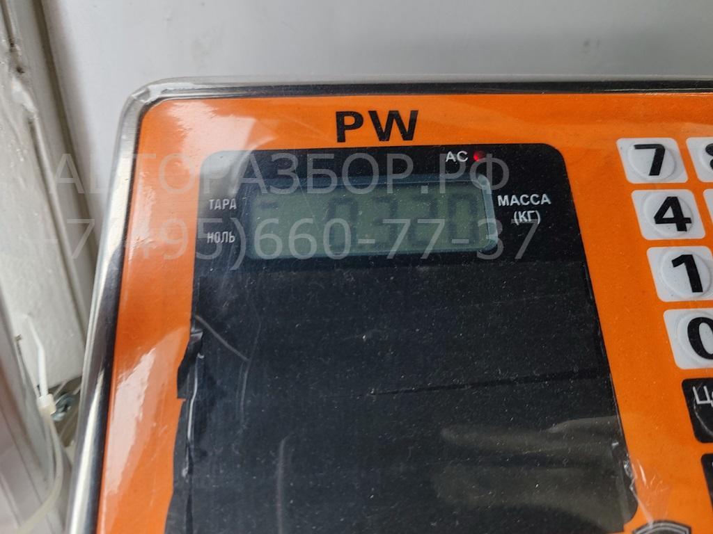 Петля двери