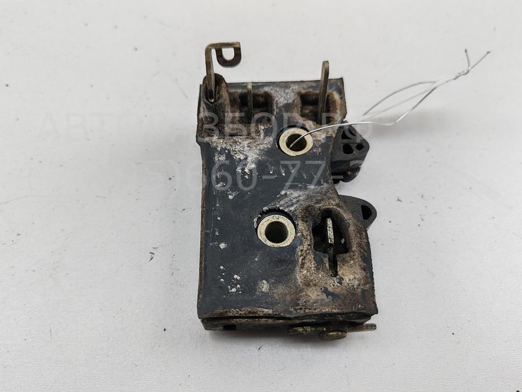 Замок двери задней правой