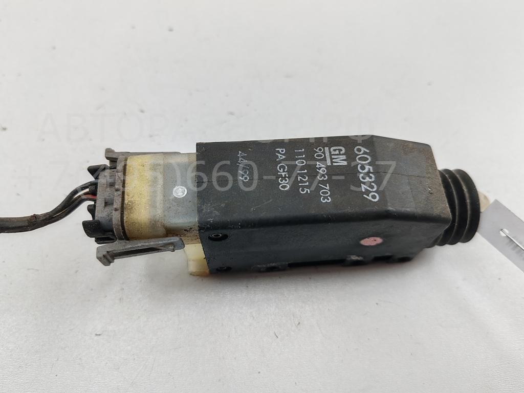 Активатор замка двери