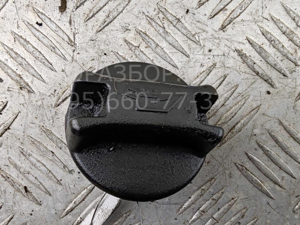 Крышка маслозаливной горловины