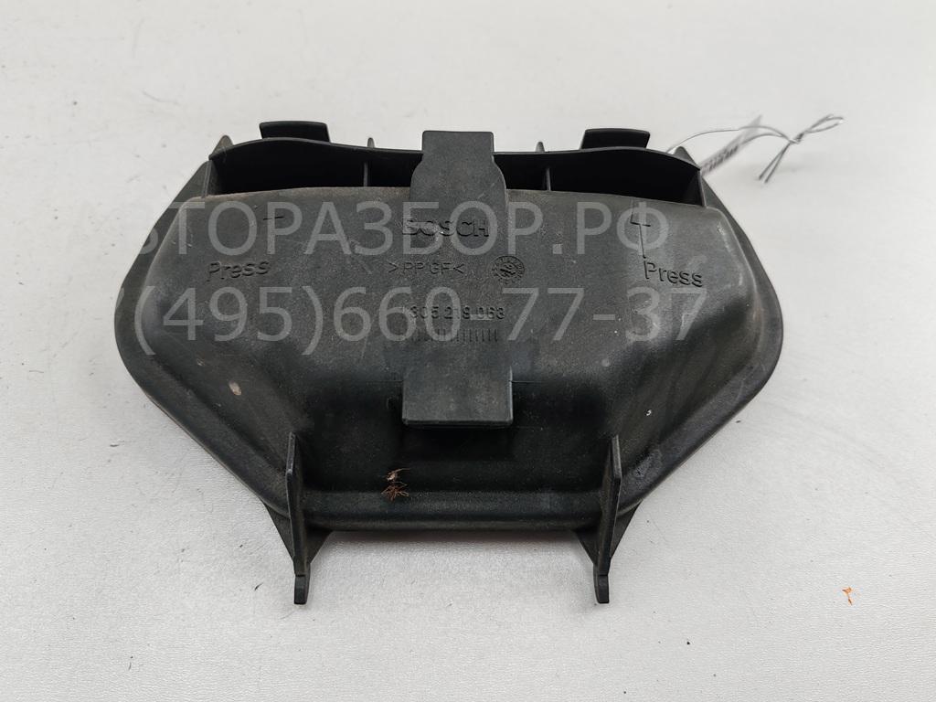 Крышка фары левой