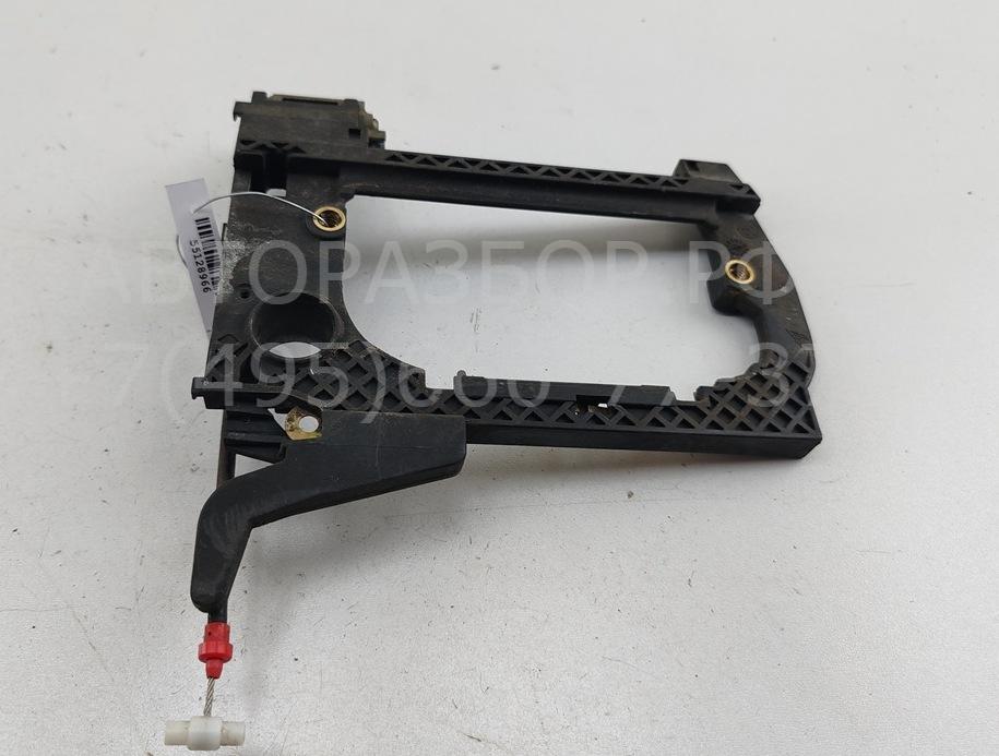 Корпус ручки передней двери