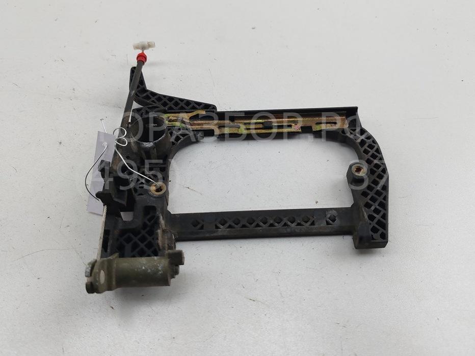 Корпус ручки передней двери