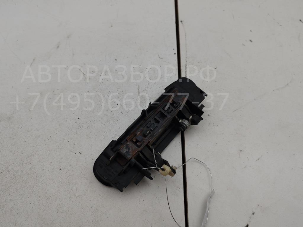 Ручка двери передней наружная правая