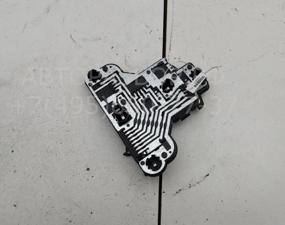 Плата заднего фонаря правого