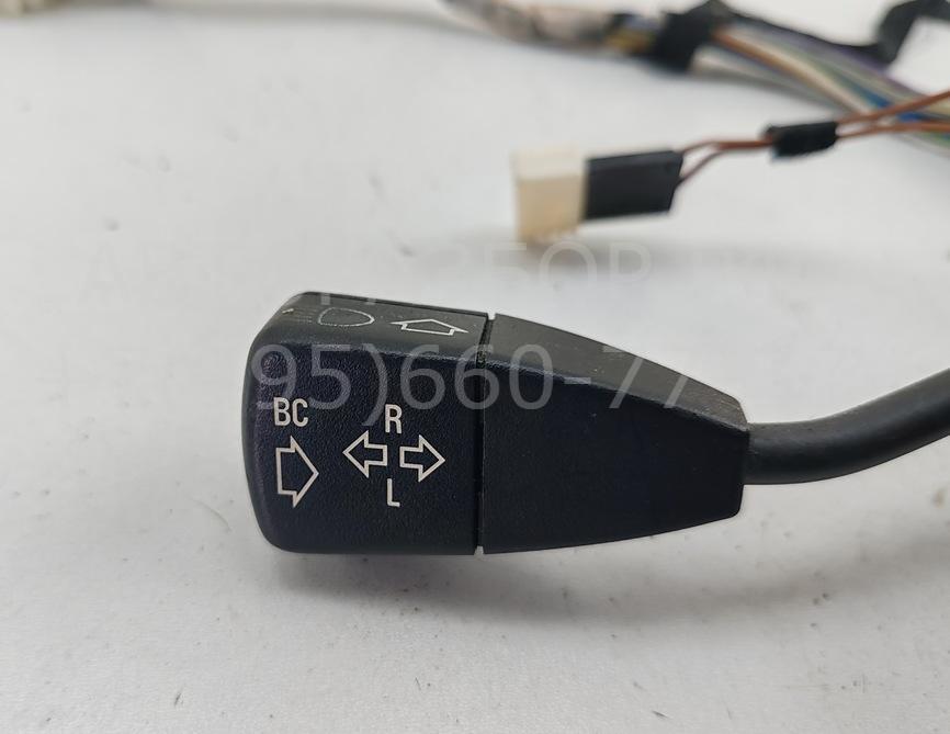 Переключатель поворотов подрулевой