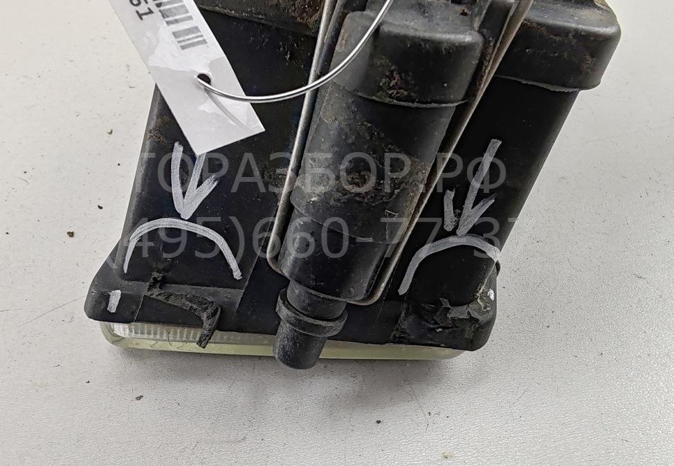 Фара противотуманная правая