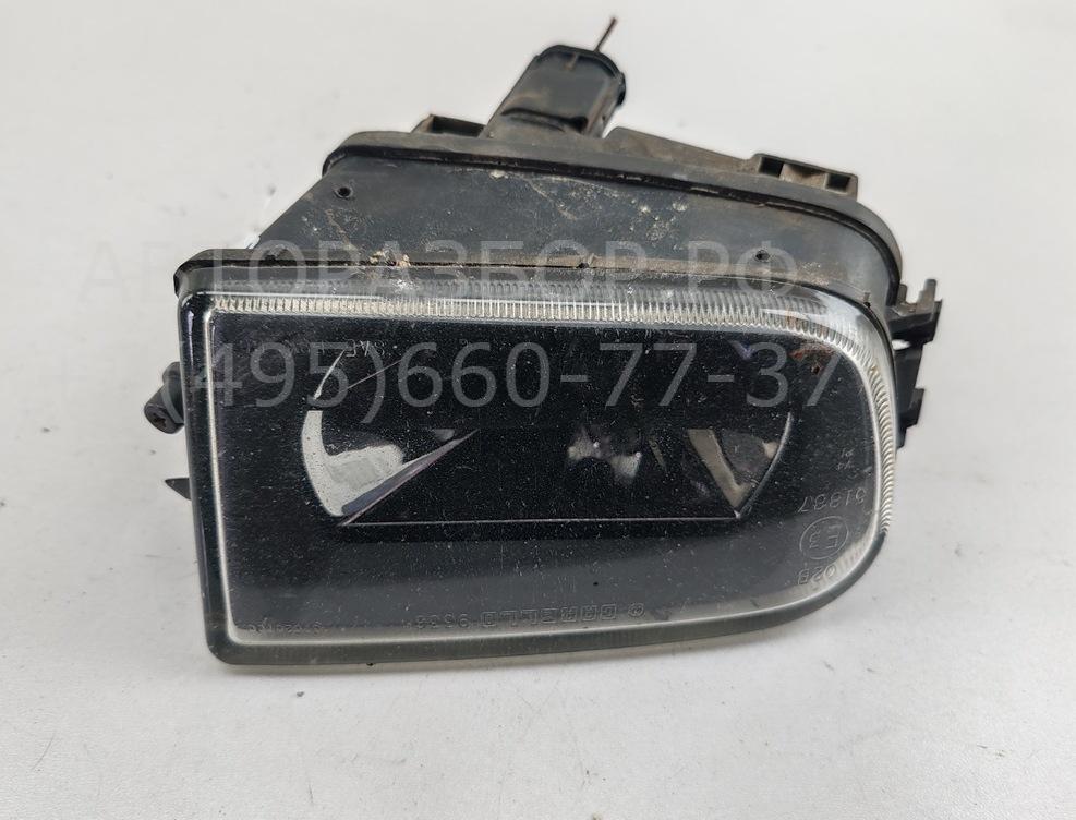 Фара противотуманная правая