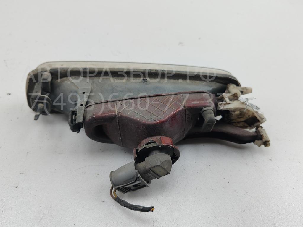 Фара противотуманная правая