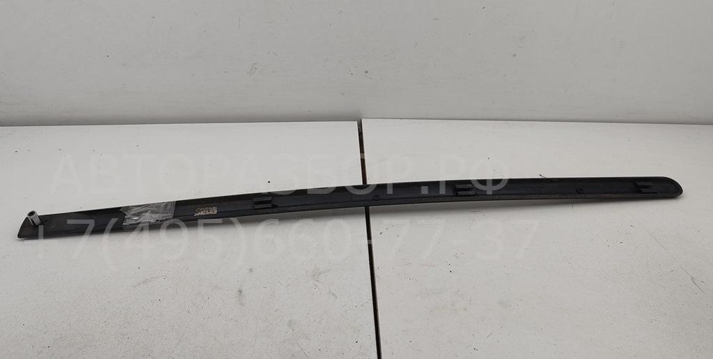 Накладка двери задней левой