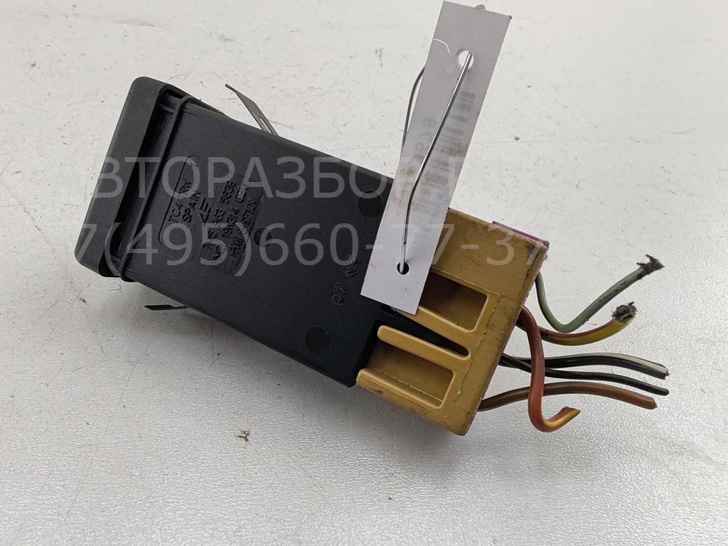 Кнопка обогрева сидений