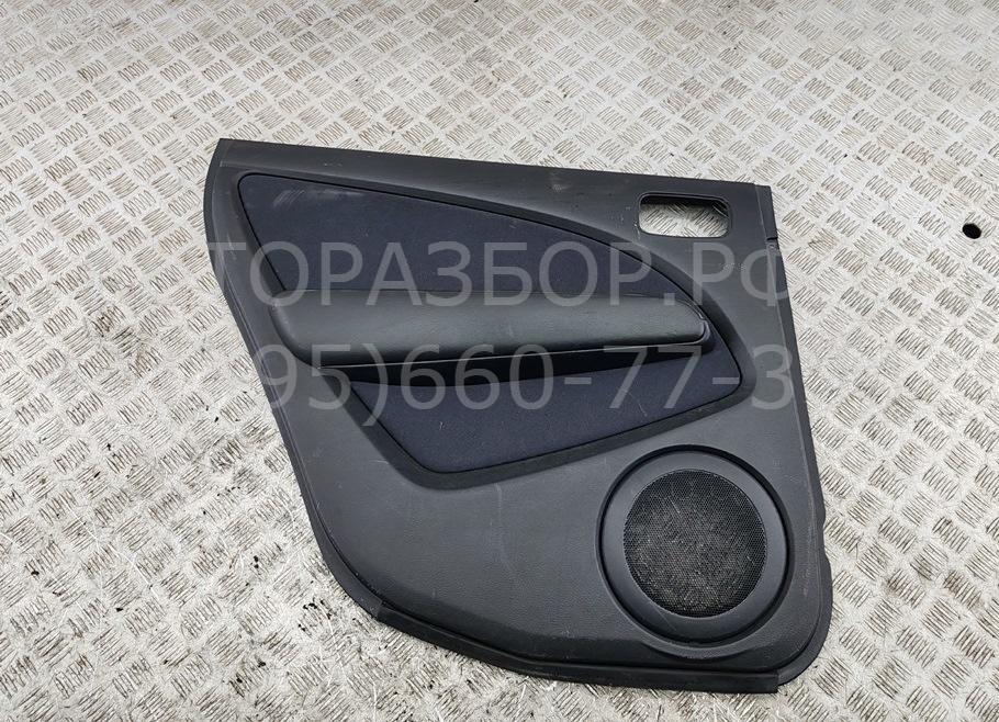 Обшивка двери задней левой