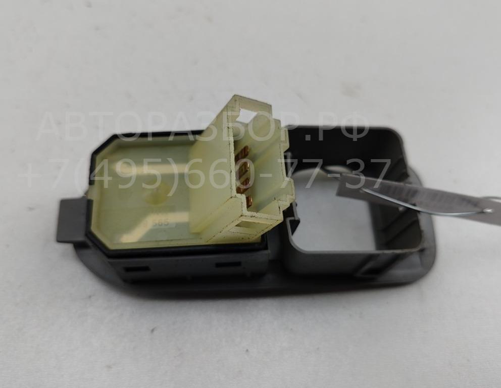 Кнопка регулировки зеркала