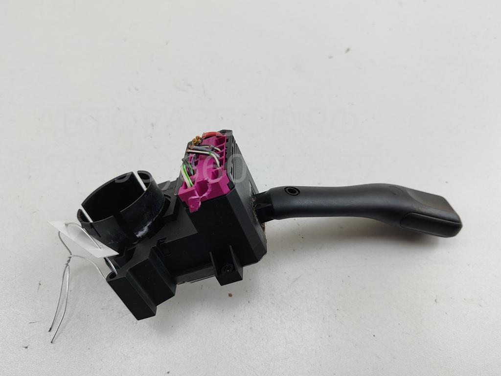 Переключатель поворотов подрулевой