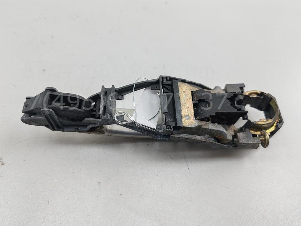 Ручка двери передней наружная правая