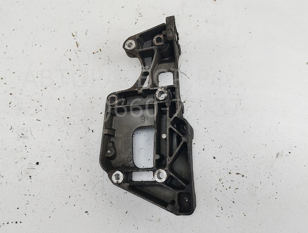 Кронштейн генератора