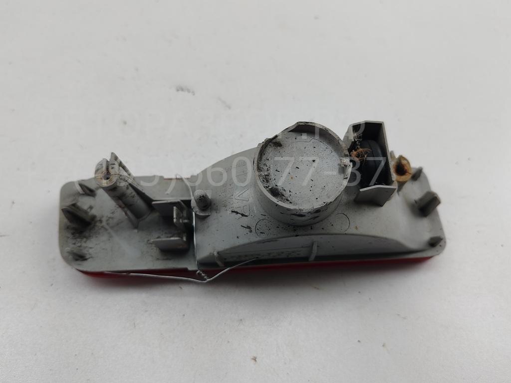 Фонарь задний в бампер правый