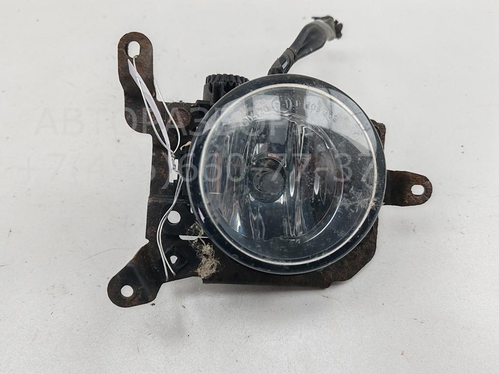 Фара противотуманная правая