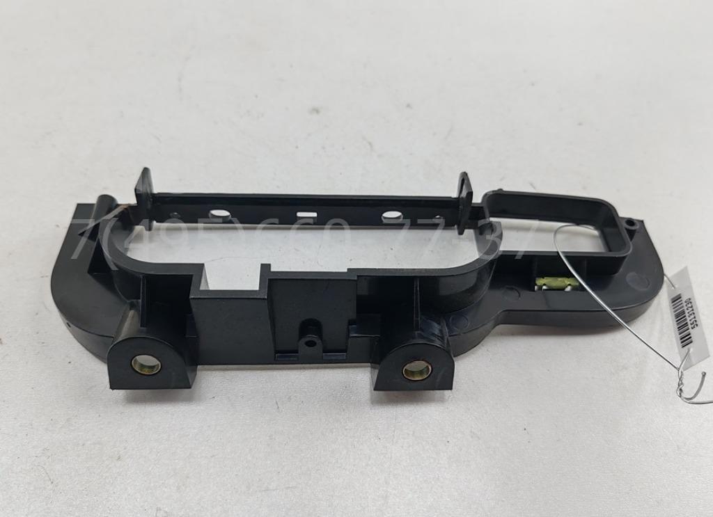 Ручка двери задней внутренняя левая