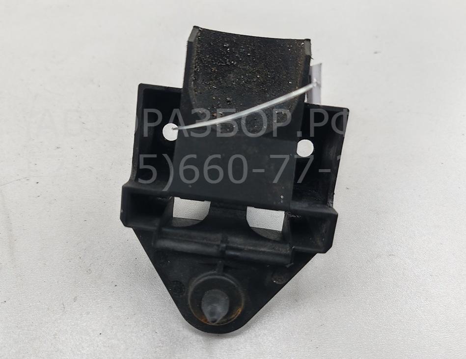 Кронштейн радиатора