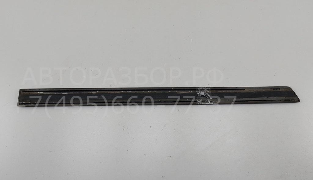 Накладка двери задней левой