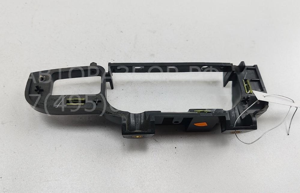 Ручка двери задней внутренняя левая