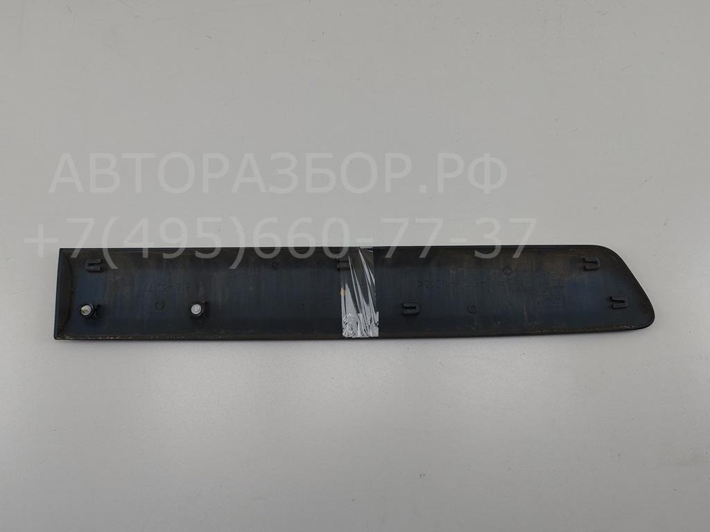 Накладка двери задней левой