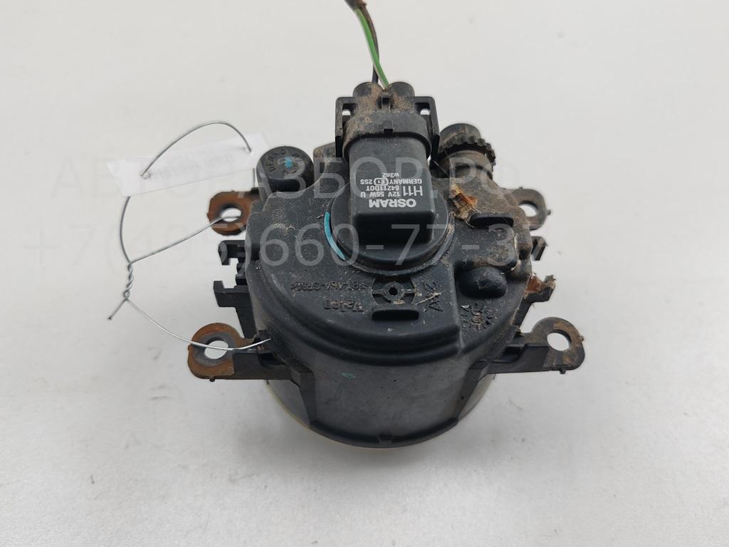 Фара противотуманная левая