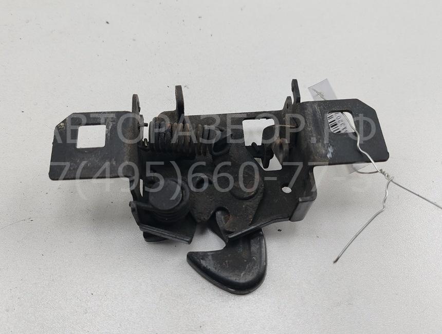 Замок капота