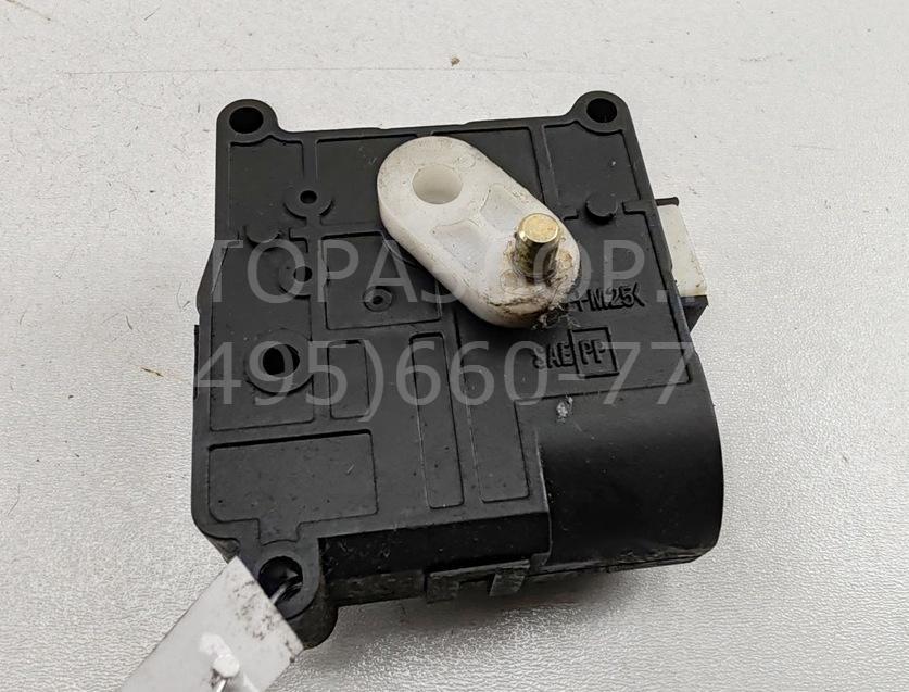 Моторчик заслонки печки